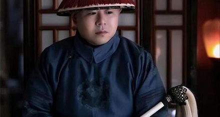 古代太监为啥随身带着一根长毛的棍子?
