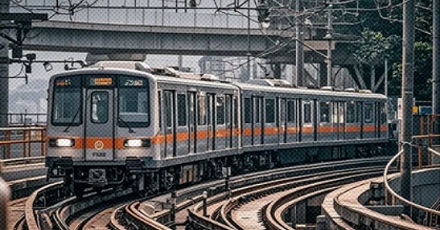 地铁是怎么被放进去的？